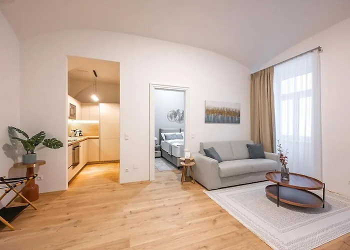 Apartment Luxe - With Aircondition!